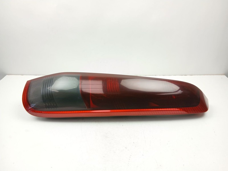 Recambio de piloto trasero derecho para nissan x-trail i (t30) 2.2 di 4x4 referencia OEM IAM 265508H326  