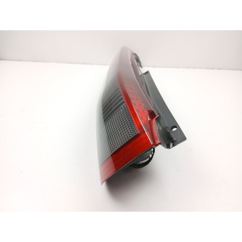 Recambio de piloto trasero izquierdo para nissan x-trail i (t30) 2.2 di 4x4 referencia OEM IAM 265558H326  