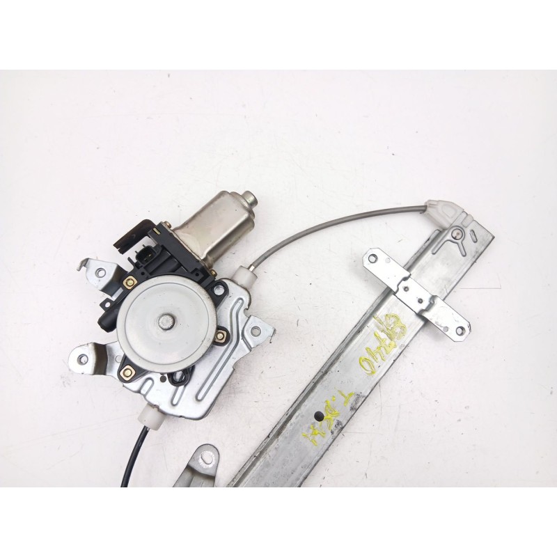 Recambio de elevalunas trasero derecho para nissan x-trail i (t30) 2.2 di 4x4 referencia OEM IAM 827208H300  