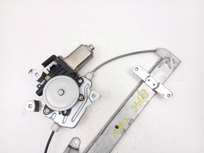 Recambio de elevalunas trasero derecho para nissan x-trail i (t30) 2.2 di 4x4 referencia OEM IAM 827208H300  