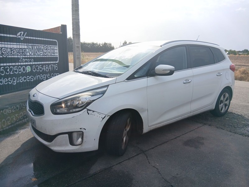 Recambio de carroceria para kia carens iv 1.7 crdi referencia OEM IAM   