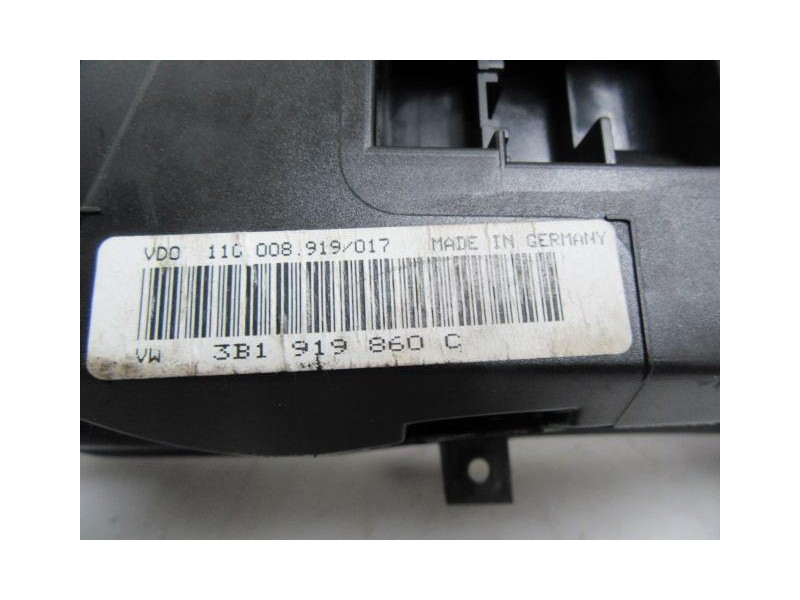 Recambio de cuadro instrumentos : volkswagen passat : 1.9 tdi [1998] para volkswagen passat 1.9 tdi referencia OEM IAM   