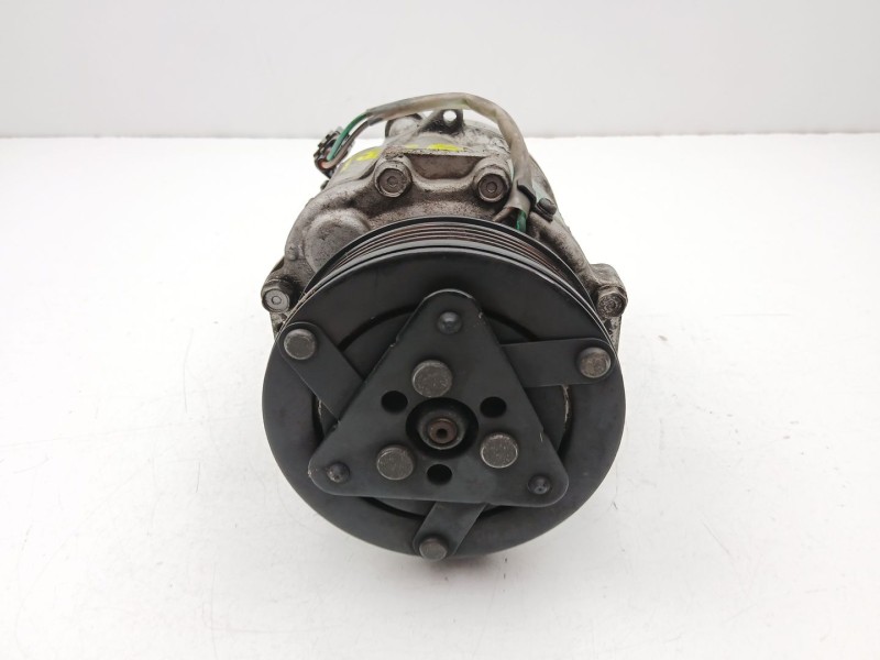 Recambio de compresor aire acondicionado para volkswagen polo (6n2) 1.4 tdi referencia OEM IAM 6N0820803B SD6V121410 