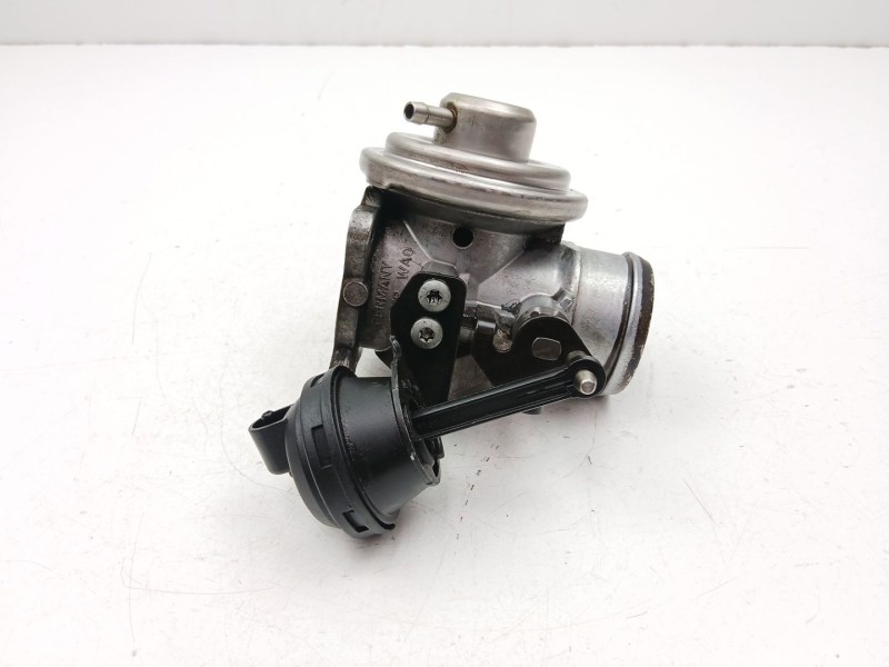 Recambio de valvula egr para volkswagen polo (6n2) 1.4 tdi referencia OEM IAM 038129637B  045131501C
