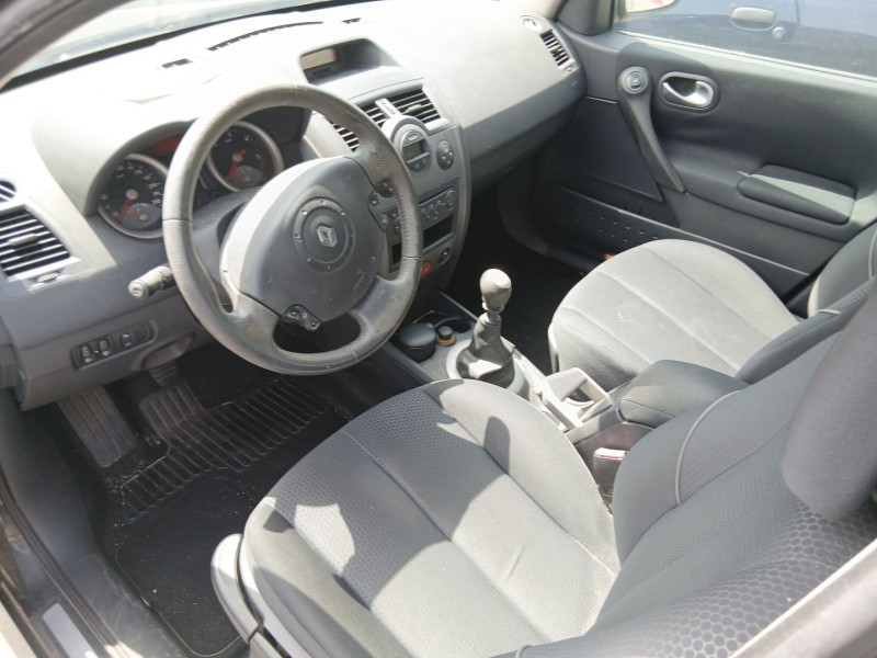 renault megane ii sedán (lm0/1_) del año 2005