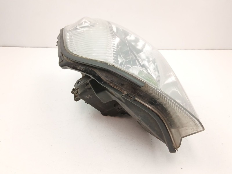 Recambio de faro izquierdo para nissan x-trail i (t30) 2.2 di 4x4 referencia OEM IAM 260608H925  