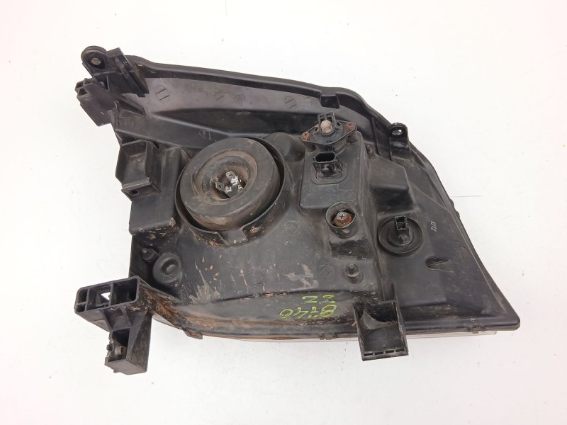 Recambio de faro izquierdo para nissan x-trail i (t30) 2.2 di 4x4 referencia OEM IAM 260608H925  