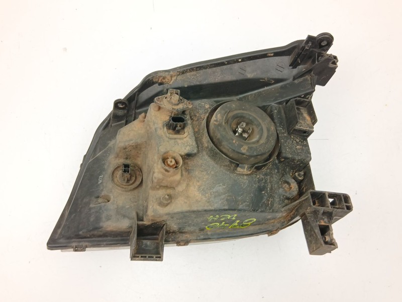 Recambio de faro derecho para nissan x-trail i (t30) 2.2 di 4x4 referencia OEM IAM 260108H925  