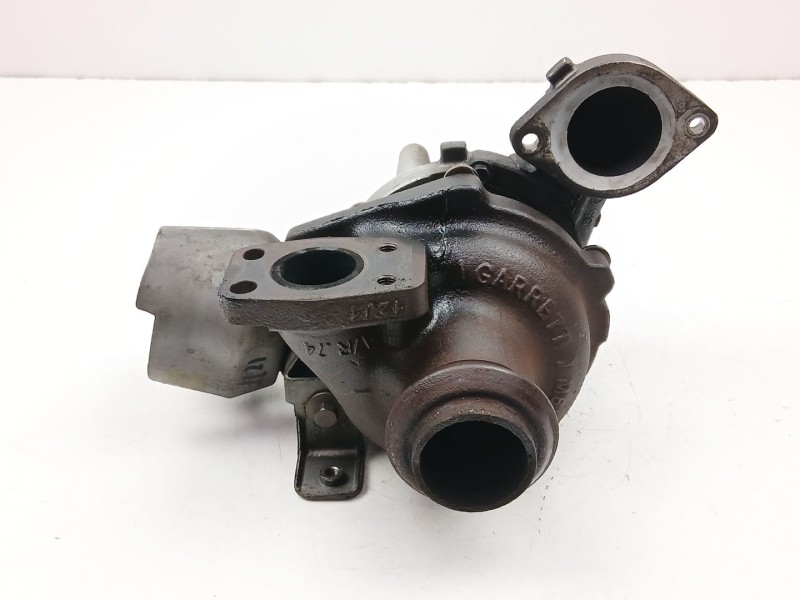 Recambio de turbo para peugeot 5008 (0u_, 0e_) 1.6 hdi referencia OEM IAM 9686120680 GTC1244VZ 