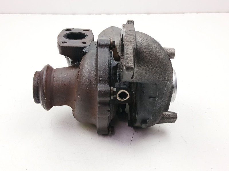 Recambio de turbo para peugeot 5008 (0u_, 0e_) 1.6 hdi referencia OEM IAM 9686120680 GTC1244VZ 