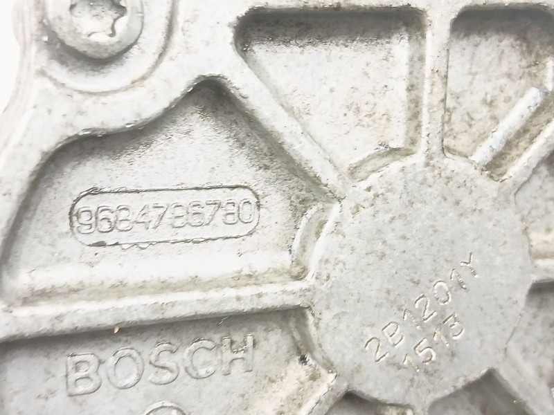 Recambio de depresor freno para peugeot 5008 (0u_, 0e_) 1.6 hdi referencia OEM IAM 9684786780  