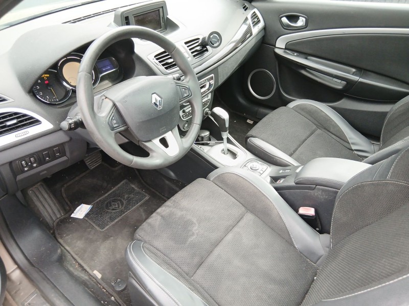 Recambio de carroceria para renault megane cc (ez0/1_) 1.5 dci (ez09, ez1g, ez0d, ez14) referencia OEM IAM   