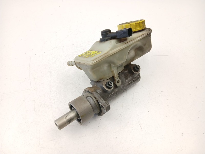 Recambio de bomba de freno para volkswagen polo iii (6n1) 60 1.4 referencia OEM IAM 6N0614019  