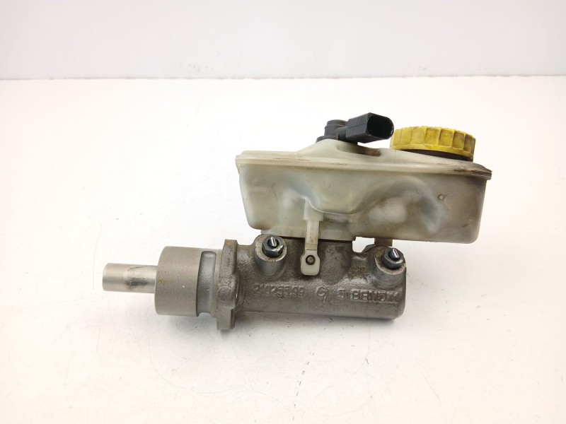 Recambio de bomba de freno para volkswagen polo iii (6n1) 60 1.4 referencia OEM IAM 6N0614019  