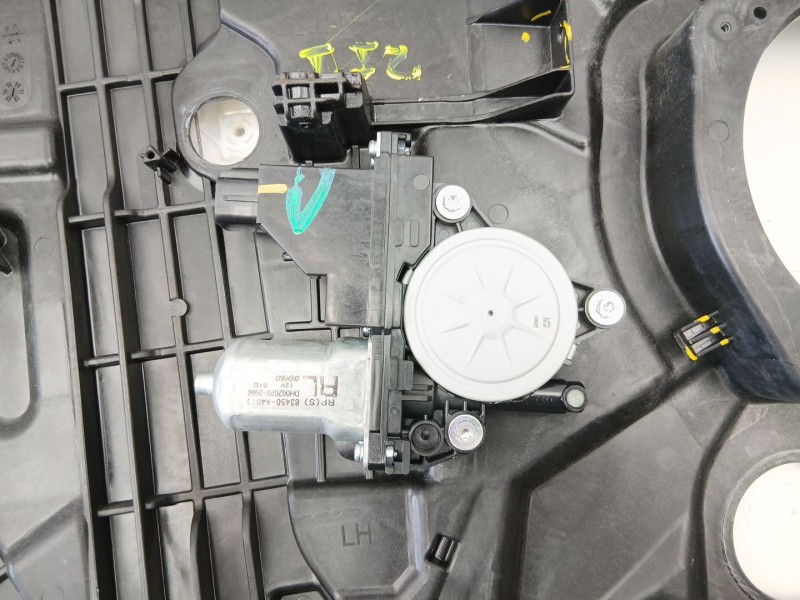 Recambio de elevalunas trasero izquierdo para kia carens iv 1.7 crdi referencia OEM IAM 83470A4050  