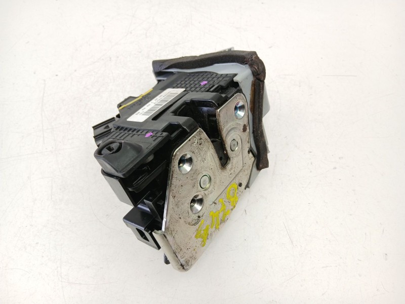 Recambio de cerradura puerta trasera derecha para kia carens iv 1.7 crdi referencia OEM IAM 81420A4030  