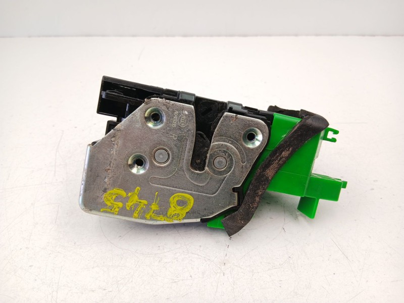 Recambio de cerradura puerta delantera derecha para kia carens iv 1.7 crdi referencia OEM IAM 81320A4010  