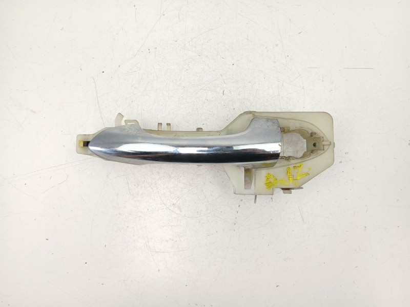 Recambio de manilla delantera izquierda para kia carens iv 1.7 crdi referencia OEM IAM 82655A4000  