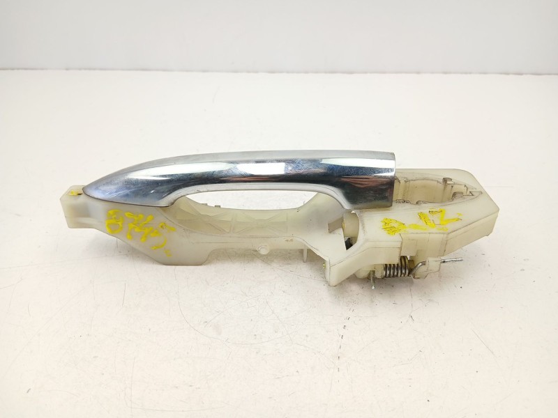 Recambio de manilla delantera izquierda para kia carens iv 1.7 crdi referencia OEM IAM 82655A4000  