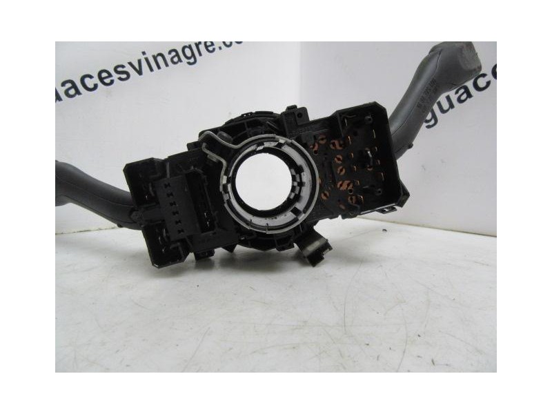 Recambio de mando luces y limpias : volkswagen passat : 1.9 tdi [1998] para volkswagen passat 1.9 tdi referencia OEM IAM   