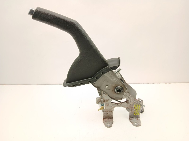 Recambio de palanca freno de mano para kia carens iv 1.7 crdi referencia OEM IAM 59710A4000  
