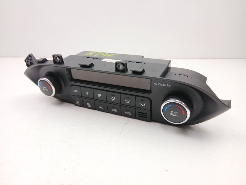 Recambio de mandos calefaccion aire para kia carens iv 1.7 crdi referencia OEM IAM 97250A4200CA  
