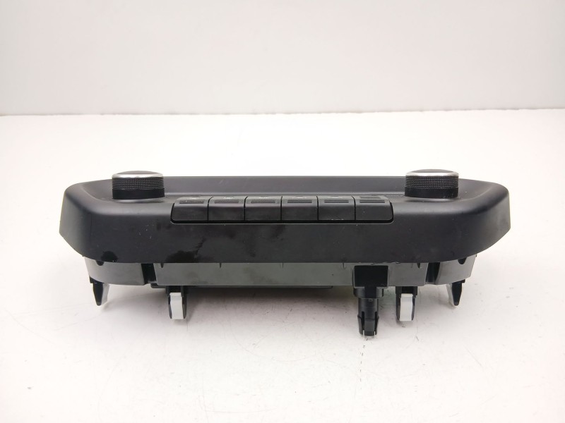 Recambio de mandos calefaccion aire para kia carens iv 1.7 crdi referencia OEM IAM 97250A4200CA  