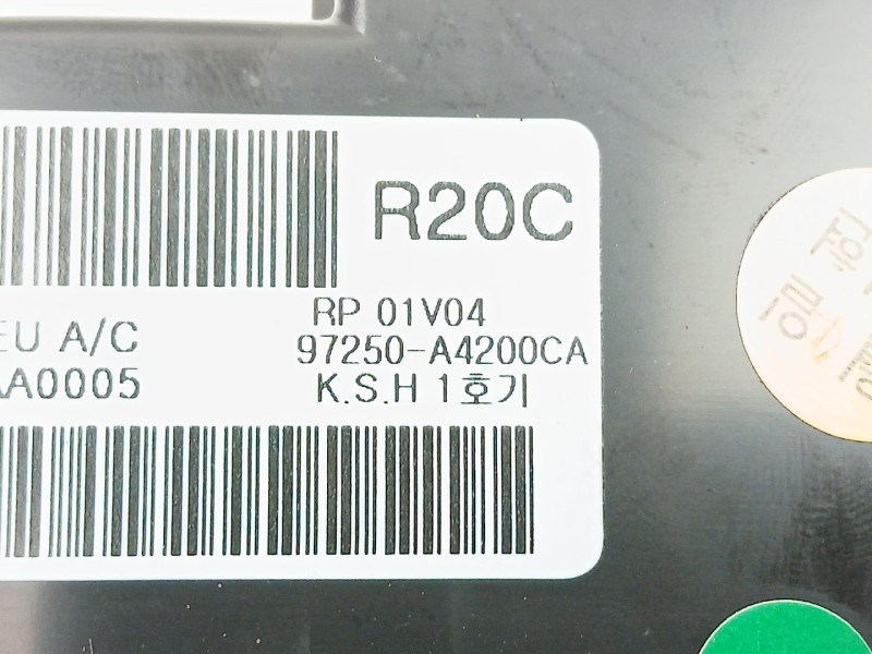 Recambio de mandos calefaccion aire para kia carens iv 1.7 crdi referencia OEM IAM 97250A4200CA  