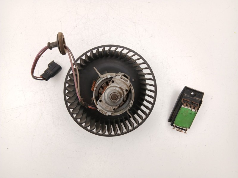 Recambio de motor calefaccion para ford fiesta iv (ja_, jb_) 1.3 i referencia OEM IAM 96FW18565AF  