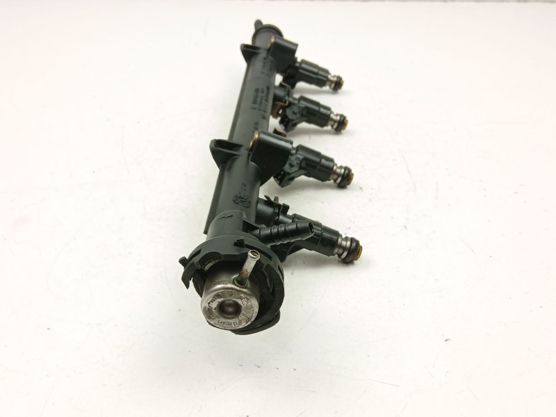 Recambio de inyectores juego para volkswagen polo iii (6n1) 60 1.4 referencia OEM IAM 030906031E 0280155731 