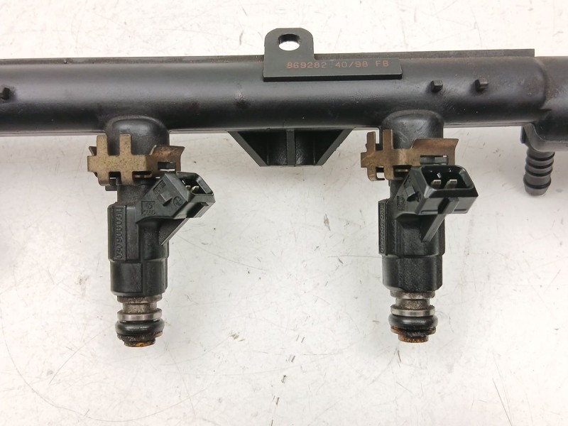 Recambio de inyectores juego para volkswagen polo iii (6n1) 60 1.4 referencia OEM IAM 030906031E 0280155731 