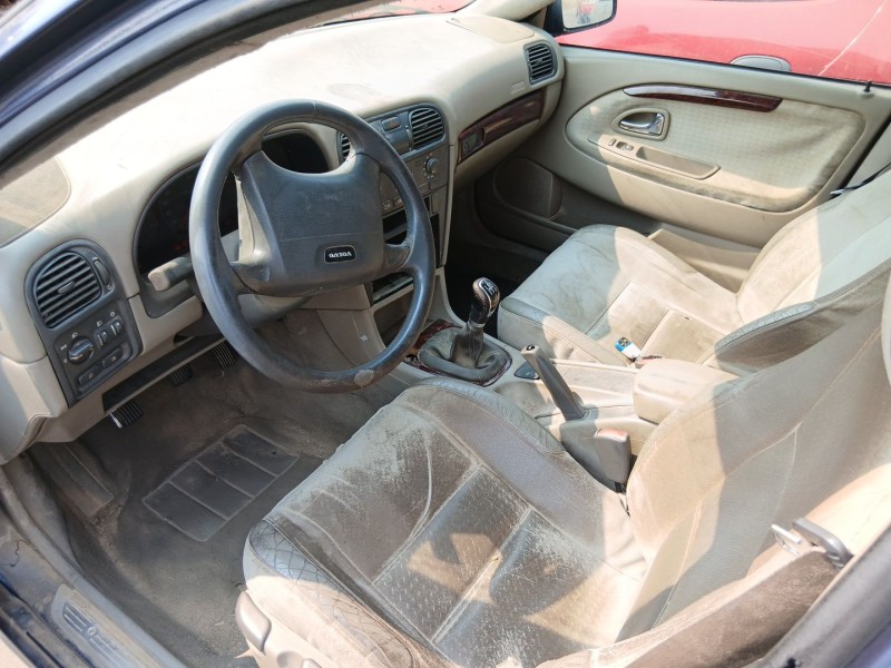volvo s40 i (644) del año 2002