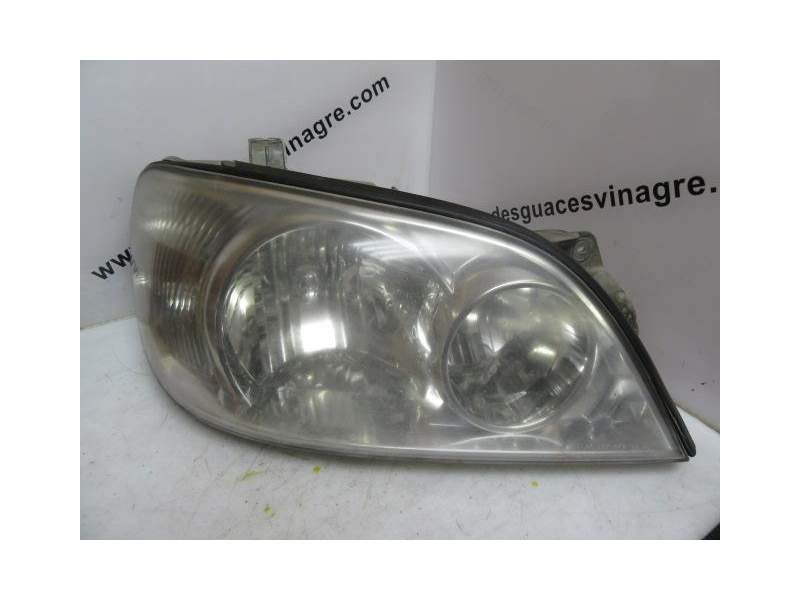 Recambio de faro derecho para kia carnival 2.9 cdi 5p referencia OEM IAM   