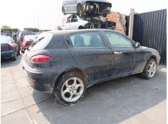 alfa romeo 147 (937_) del año 2001 2