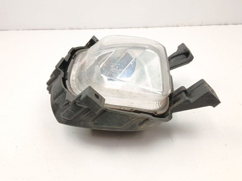 Recambio de antiniebla derecho para kia carens iv 1.7 crdi referencia OEM IAM 92202A4020  