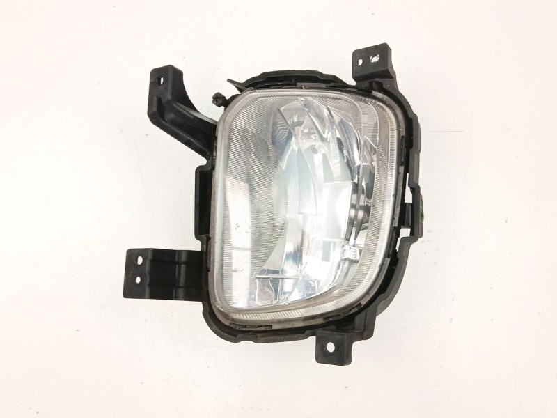 Recambio de antiniebla izquierdo para kia carens iv 1.7 crdi referencia OEM IAM 92201A4020  