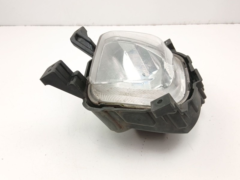 Recambio de antiniebla izquierdo para kia carens iv 1.7 crdi referencia OEM IAM 92201A4020  