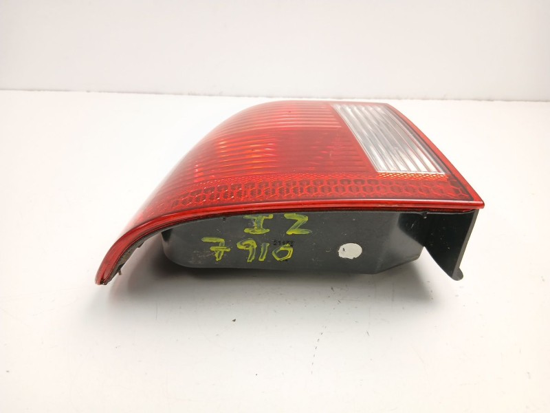 Recambio de piloto trasero izquierdo para seat ibiza (6k1) 1.4 16v referencia OEM IAM 6K6945111G  