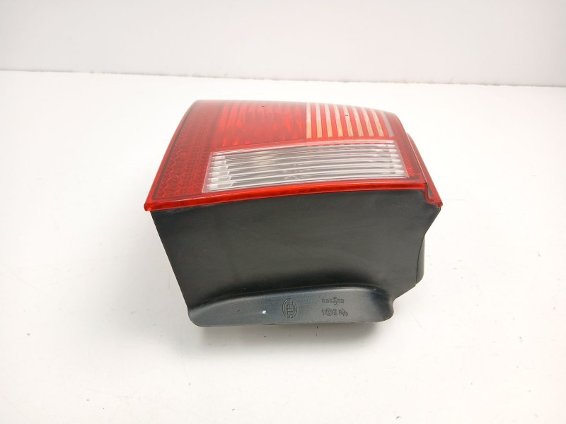 Recambio de piloto trasero izquierdo para seat ibiza (6k1) 1.4 16v referencia OEM IAM 6K6945111G  