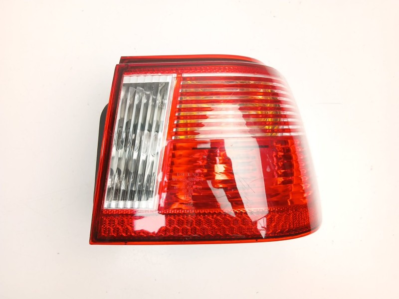 Recambio de piloto trasero derecho para seat ibiza (6k1) 1.4 16v referencia OEM IAM 6K6945112G  