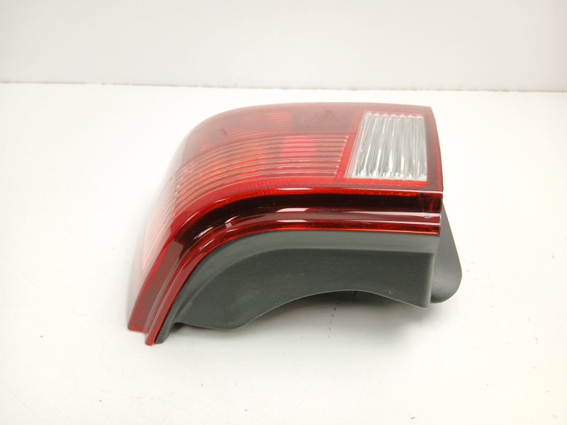 Recambio de piloto trasero derecho para seat ibiza (6k1) 1.4 16v referencia OEM IAM 6K6945112G  