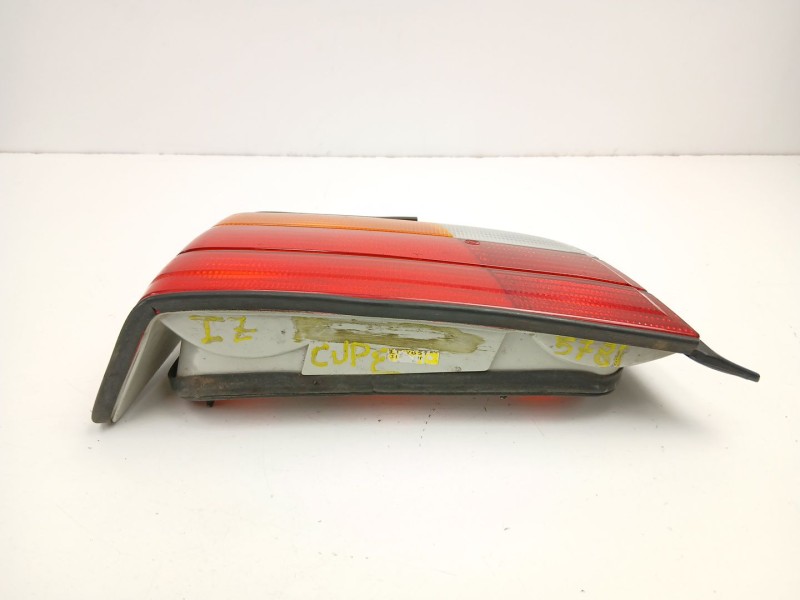 Recambio de piloto trasero izquierdo para bmw 3 coupé (e36) 318 is referencia OEM IAM 63211387657  