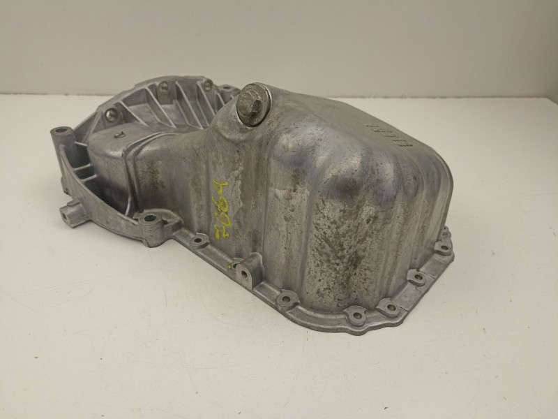 Recambio de carter aceite para audi a4 1.8 g turbo -aeb referencia OEM IAM 058103603  