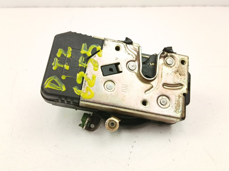 Recambio de cerradura puerta delantera izquierda para opel vectra 2.0 d referencia OEM IAM 90585021  