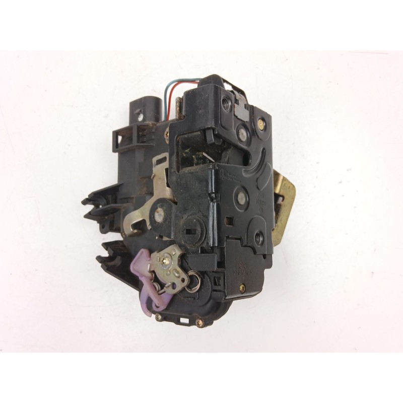 Recambio de cerradura puerta trasera izquierda para audi a6 c5 (4b2, 4b4) 2.5 tdi referencia OEM IAM 4B0839015B  