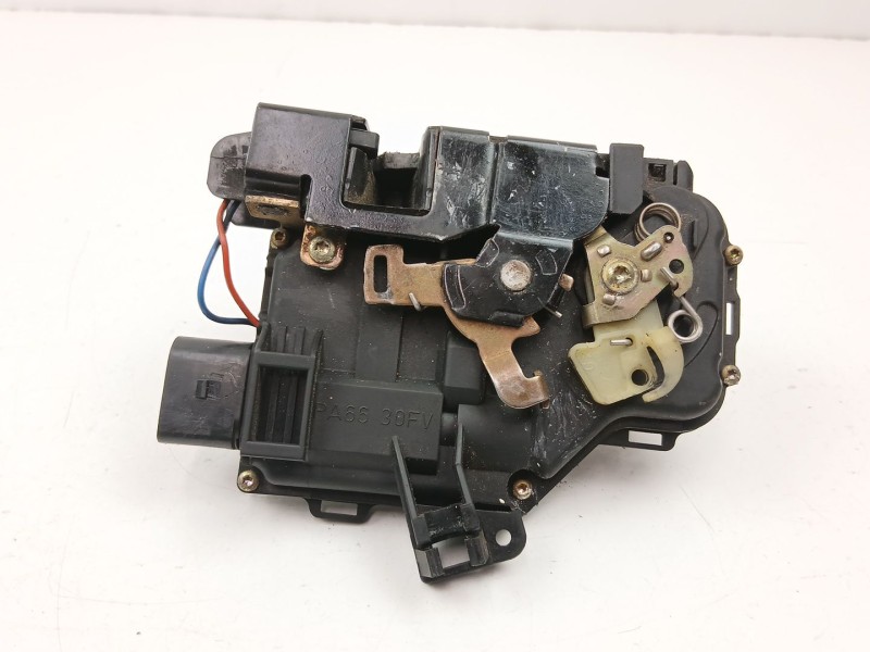 Recambio de cerradura puerta delantera izquierda para audi a6 c5 (4b2, 4b4) 2.5 tdi referencia OEM IAM 4B1837015B  