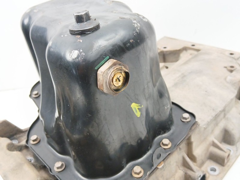 Recambio de carter aceite para land rover discovery iii (l319) 2.7 td 4x4 referencia OEM IAM 4H2Q6U004FA  4H2Q6675DA