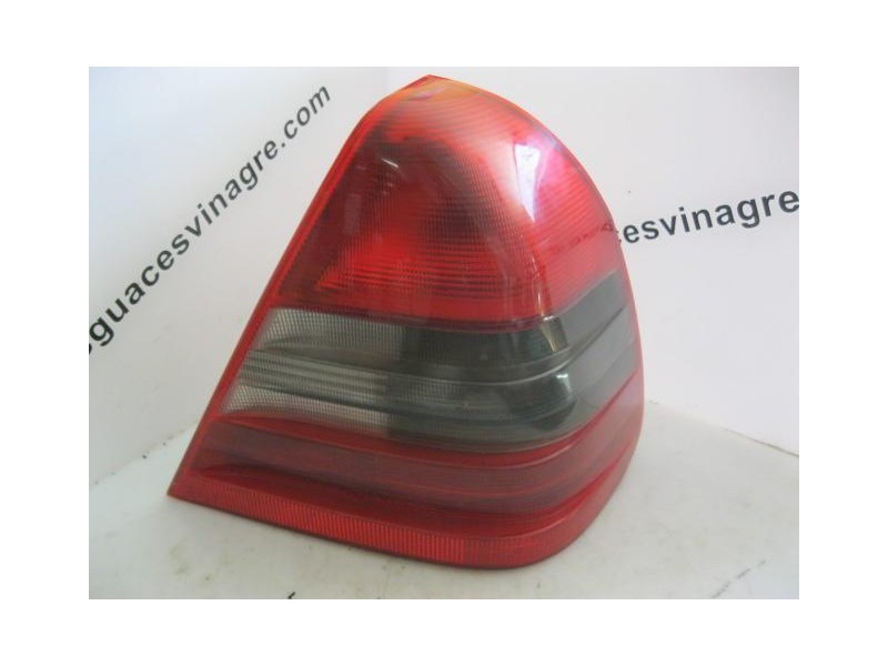 Recambio de piloto trasero dch. : m. benz c 180 : 1.8 g -111 (122,4cv) 4p [1994] para m. benz c 180 1.8 g -111  4p referencia OE