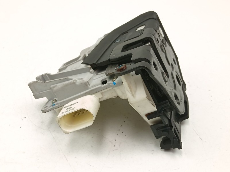 Recambio de cerradura puerta trasera derecha para audi q7 (4lb) 3.0 tdi quattro referencia OEM IAM 3C4839016C  