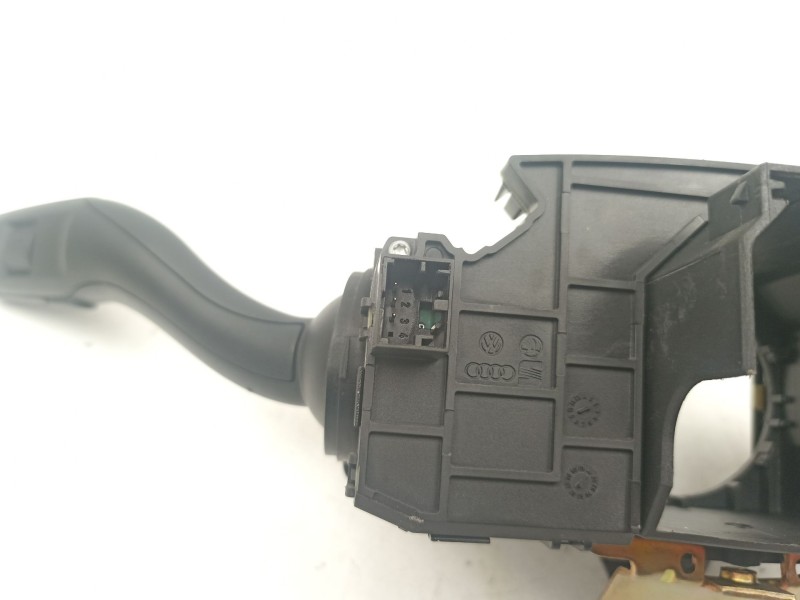 Recambio de mando luces y limpias para audi q7 (4lb) 3.0 tdi quattro referencia OEM IAM 4F0953549A  4E0953503C